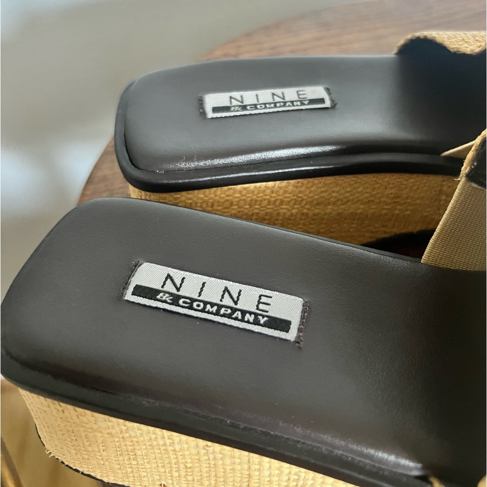 Vintage Platform Square Toe Platform Sandals Size… - image 3